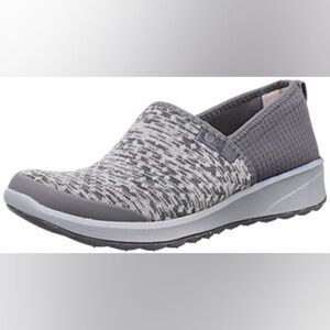 Bzees Women Glee Slip On  Sneakers Sz 7.5 Gray And Pink New